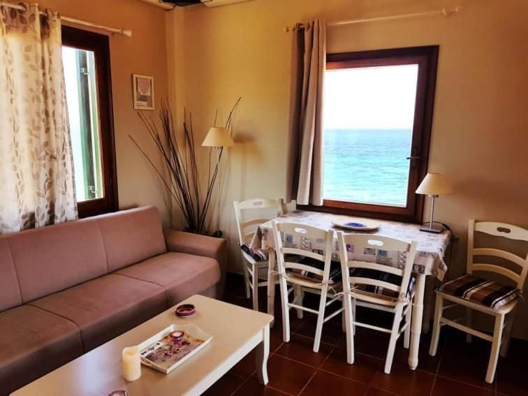Aegean Bliss Residences Karfas Bagian luar foto