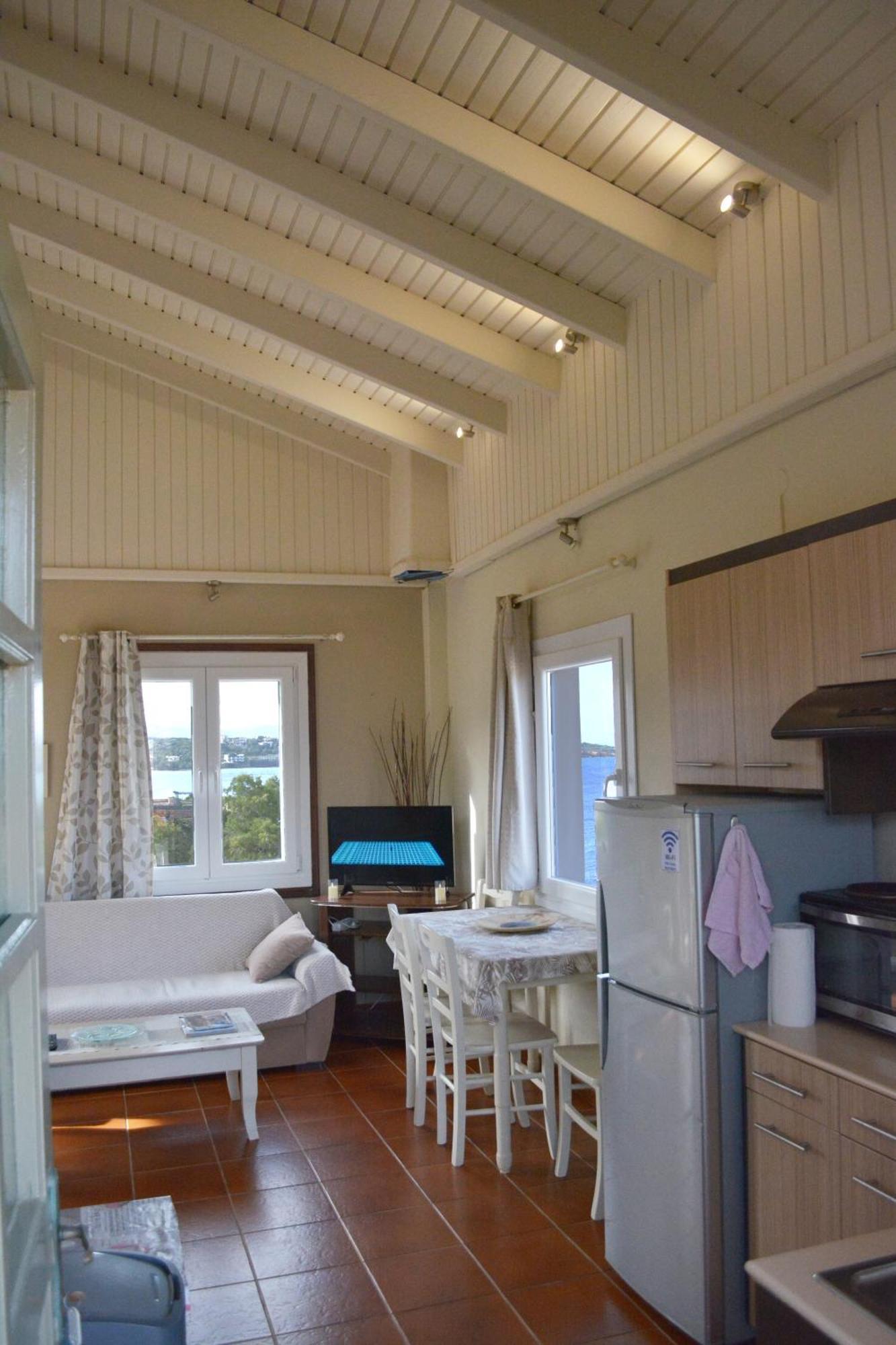 Aegean Bliss Residences Karfas Bagian luar foto