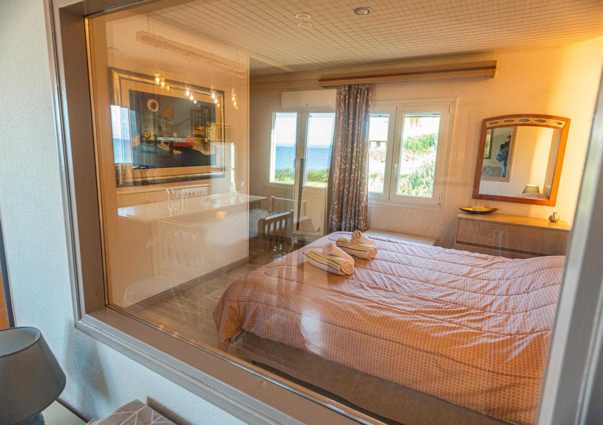 Aegean Bliss Residences Karfas Bagian luar foto
