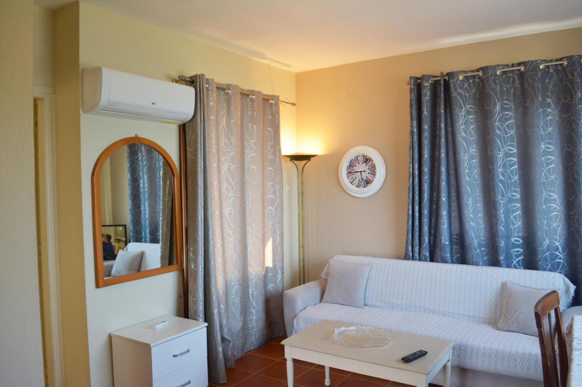 Aegean Bliss Residences Karfas Bagian luar foto